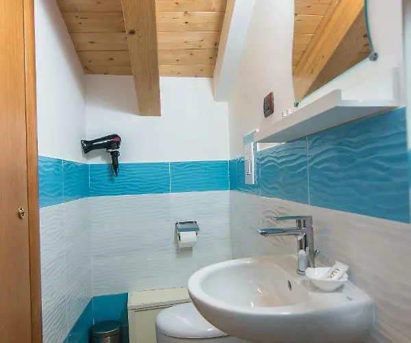 Oda ve Kahvaltı Sotto Un Tetto 3*