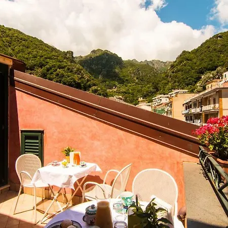 B&B Sotto Un Tetto 3*